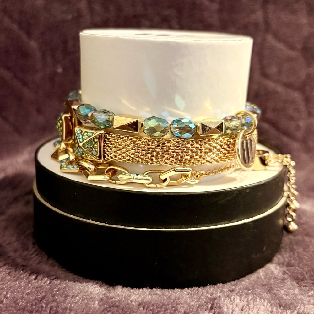 Halloween Stack 2025 Gold and Blue Charm Bracelet Set - Picture 3 of 5